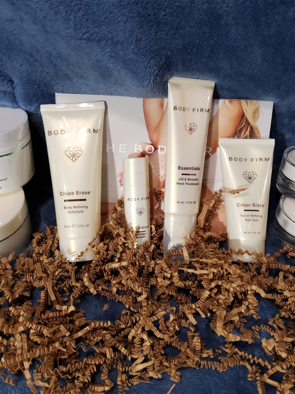 Body Firm Cream Facial & Neck Mask Set in Cream - Lift & Smooth Skincare